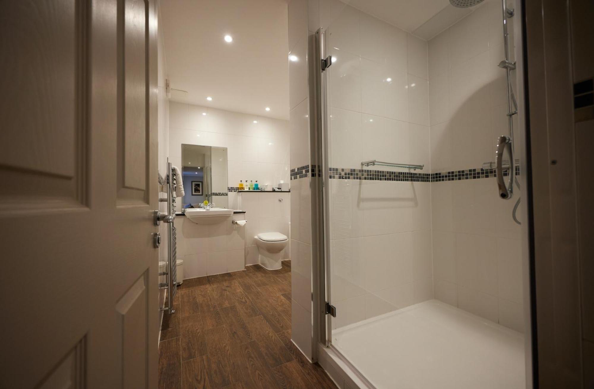 Stone House Hotel 'A Bespoke Hotel' Экстерьер фото